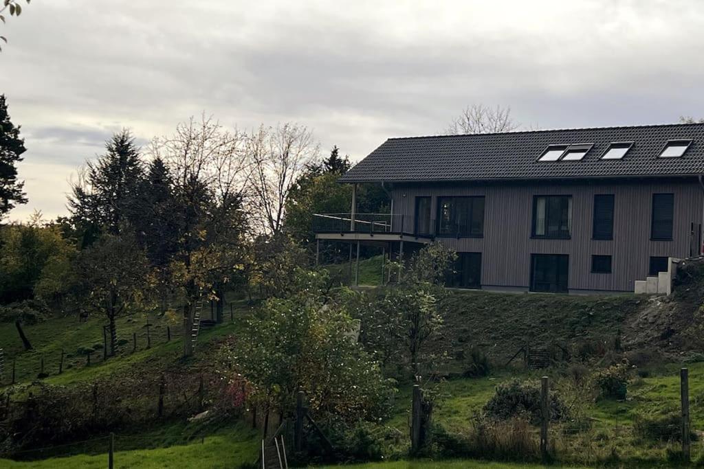 The Forest Retreat- Luxurioese Ferienwohnung Mit Privater Sauna Wermelskirchen Kültér fotó